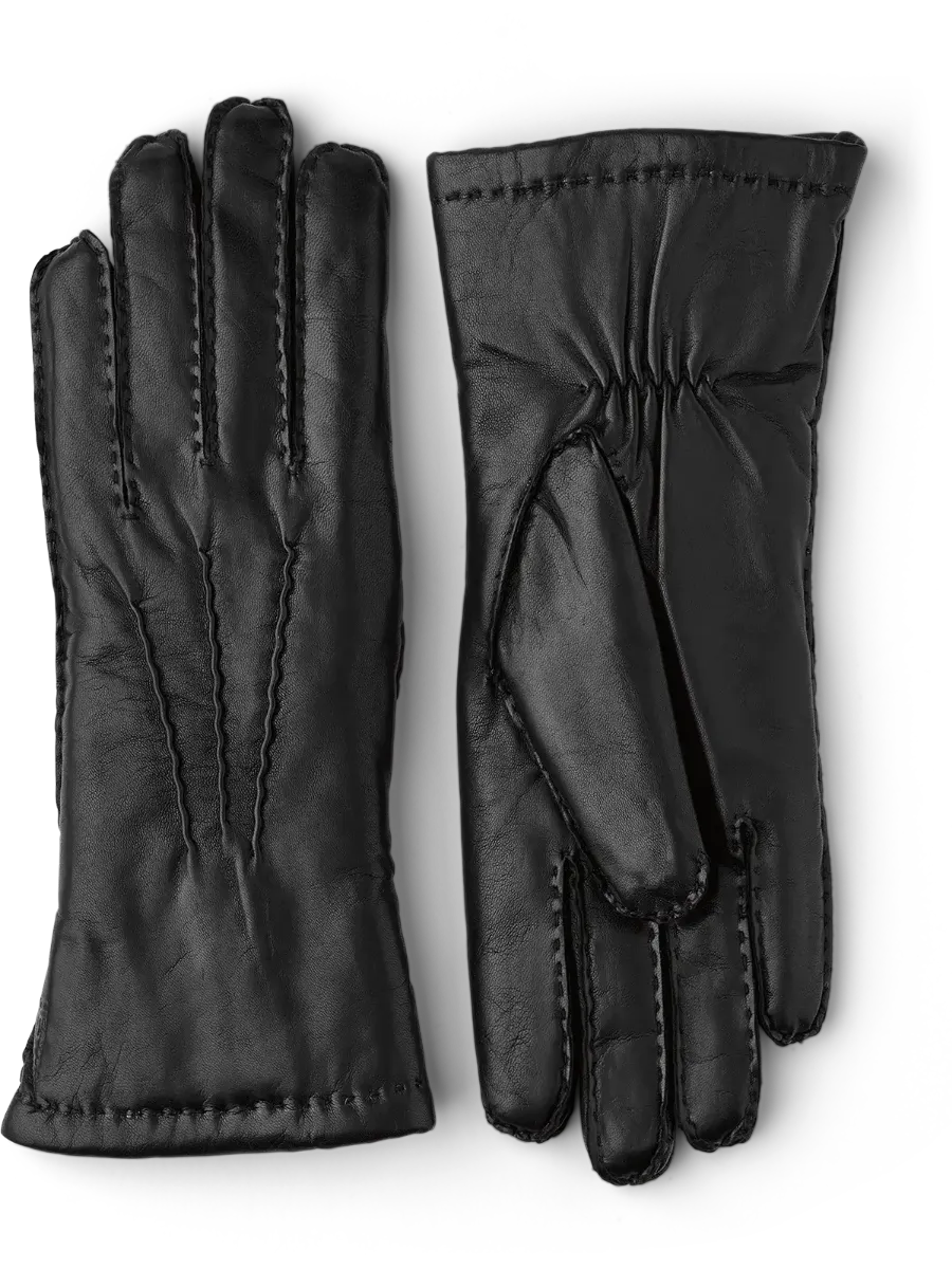 Hestra Margaret. Skinnhansker fra Hestra til dame