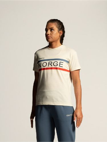 T-skjorte til dame fra Craft i fargen Tofu med Norge på brystet