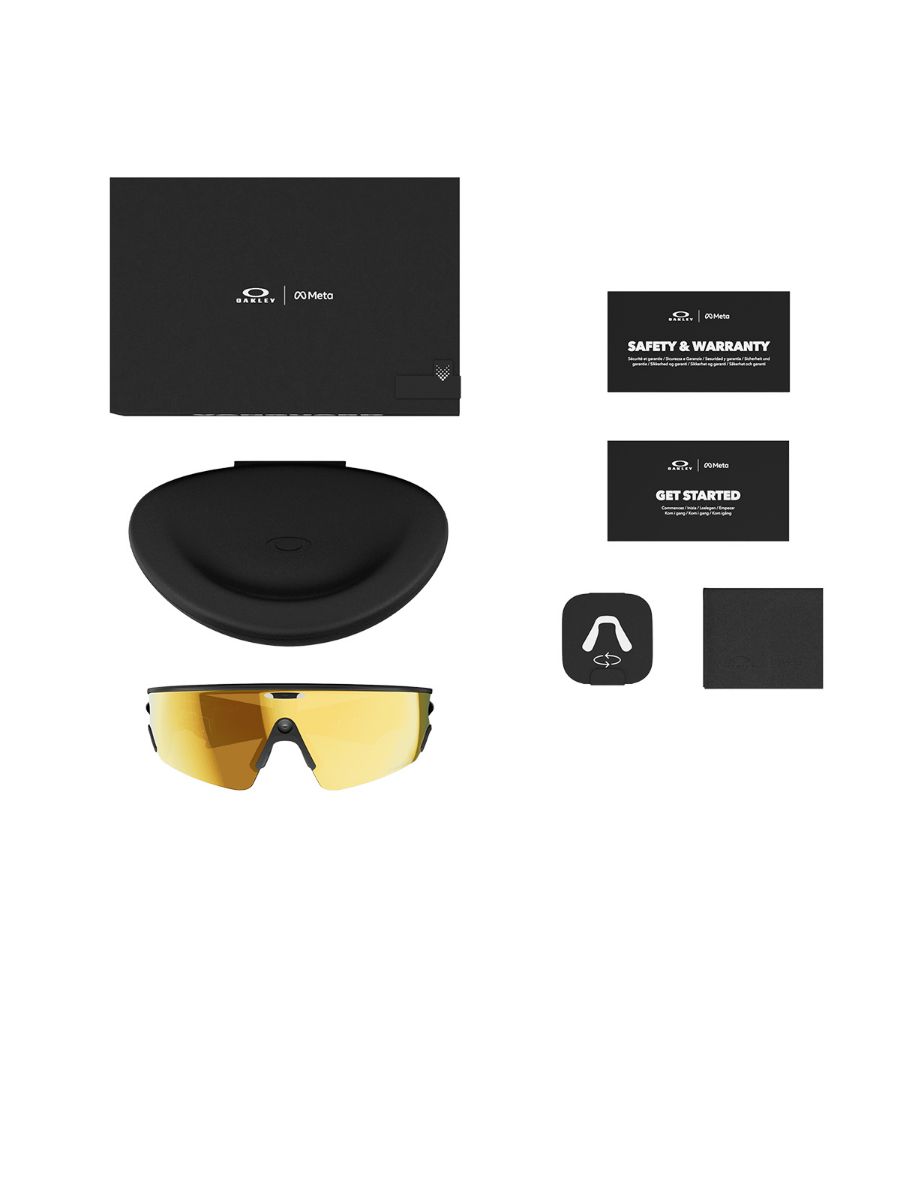 Vanguard sportsbrille med META og AI-teknologi fra Oakley i fargen Black med Prizm 24K linse