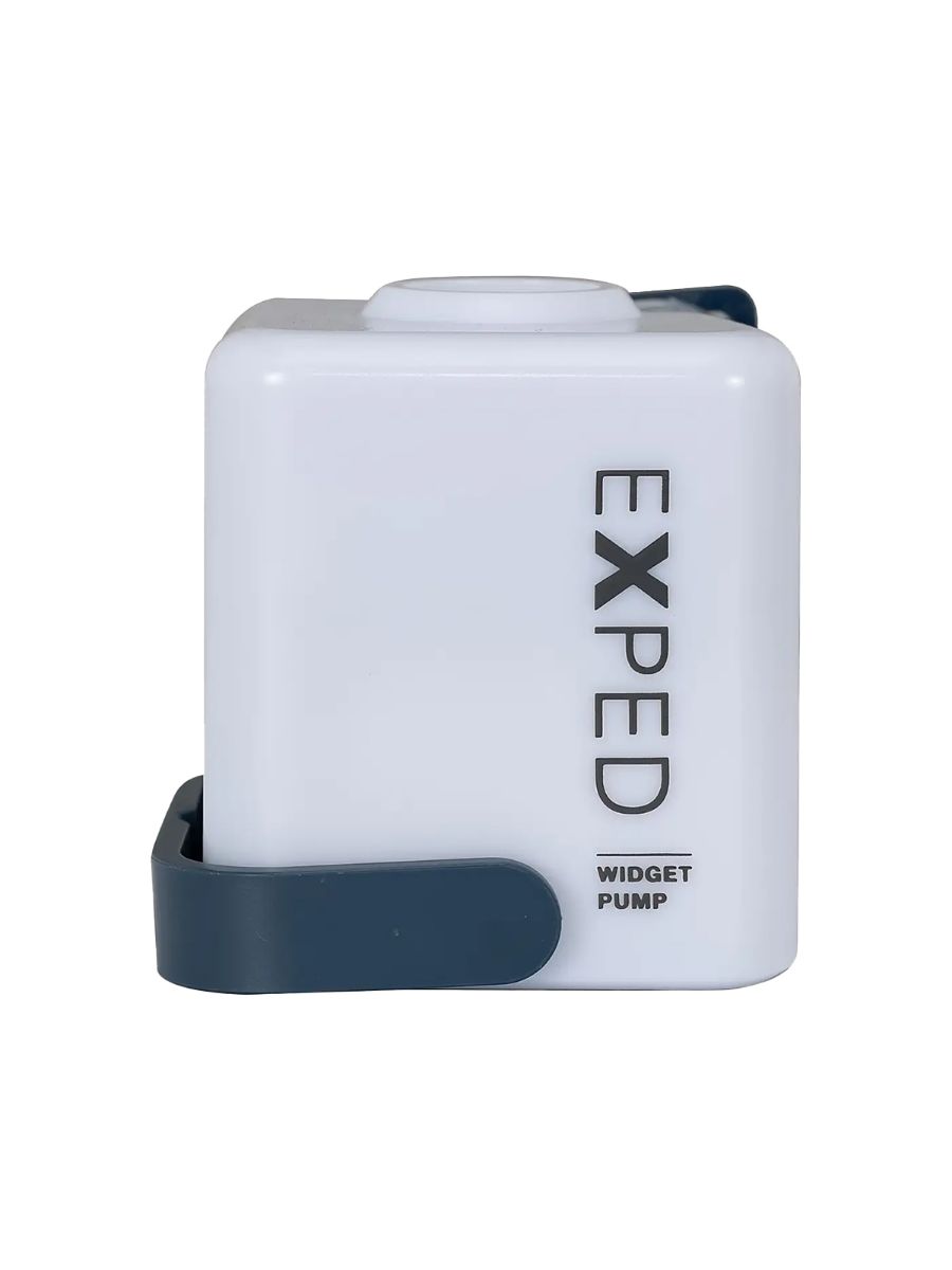 Widget Pump fra Exped med lys og powerbank