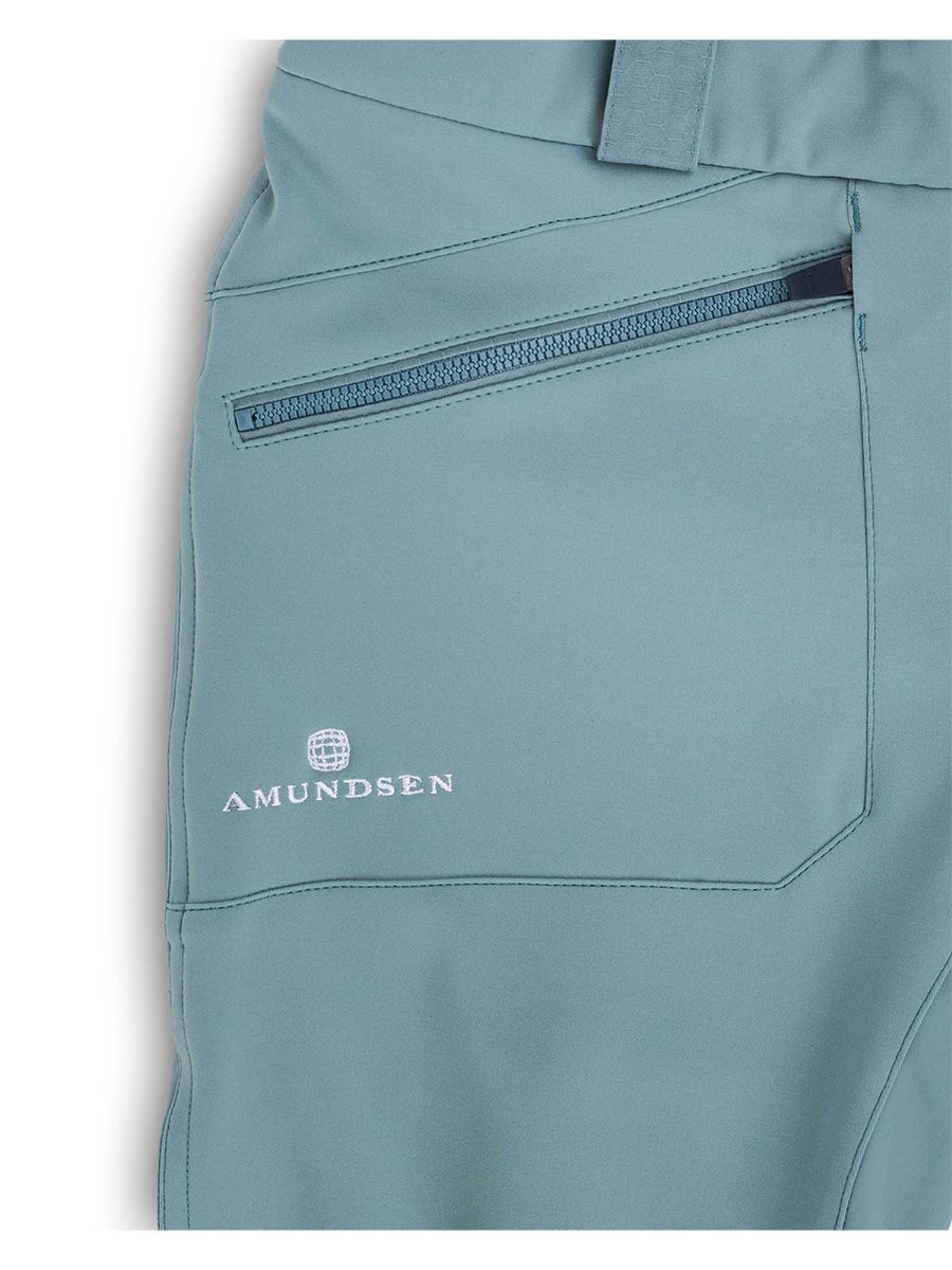 Teknisk og allsidig turbukse til dame fra Amundsen i fargen Stormy Blue