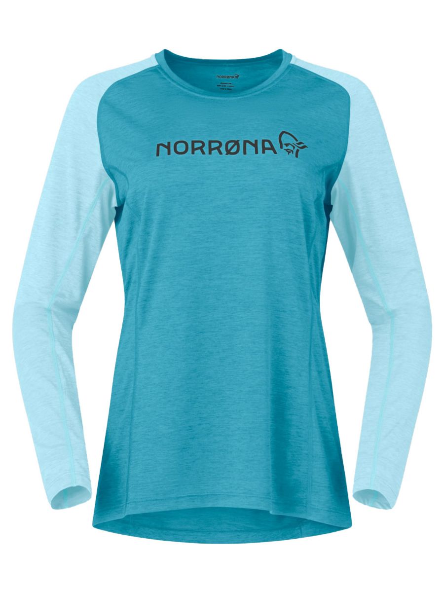 Tynn og teknisk longsleeve til dame i fargen Brittany Blue Aqua Haze fra Norrøna