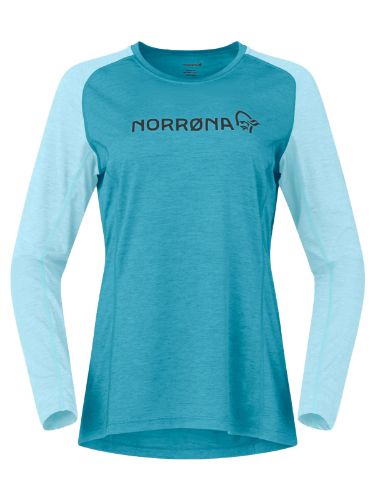 Tynn og teknisk longsleeve til dame i fargen Brittany Blue Aqua Haze fra Norrøna