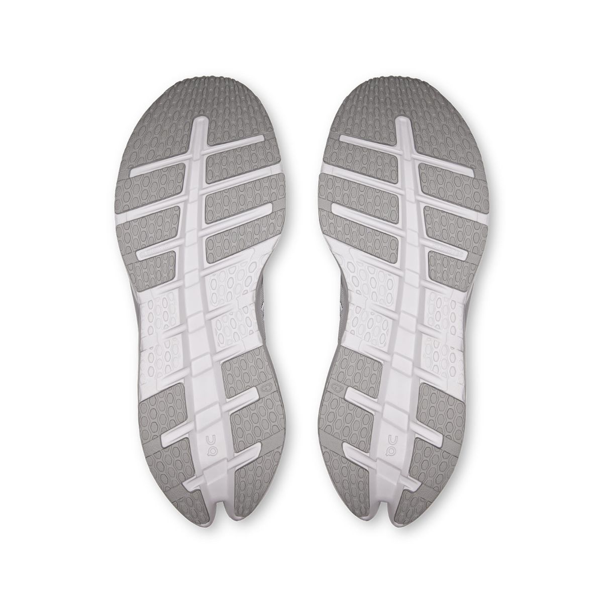 Allsidig og komfortabel løpesko til herre fra On i fargen Glacier Alloy