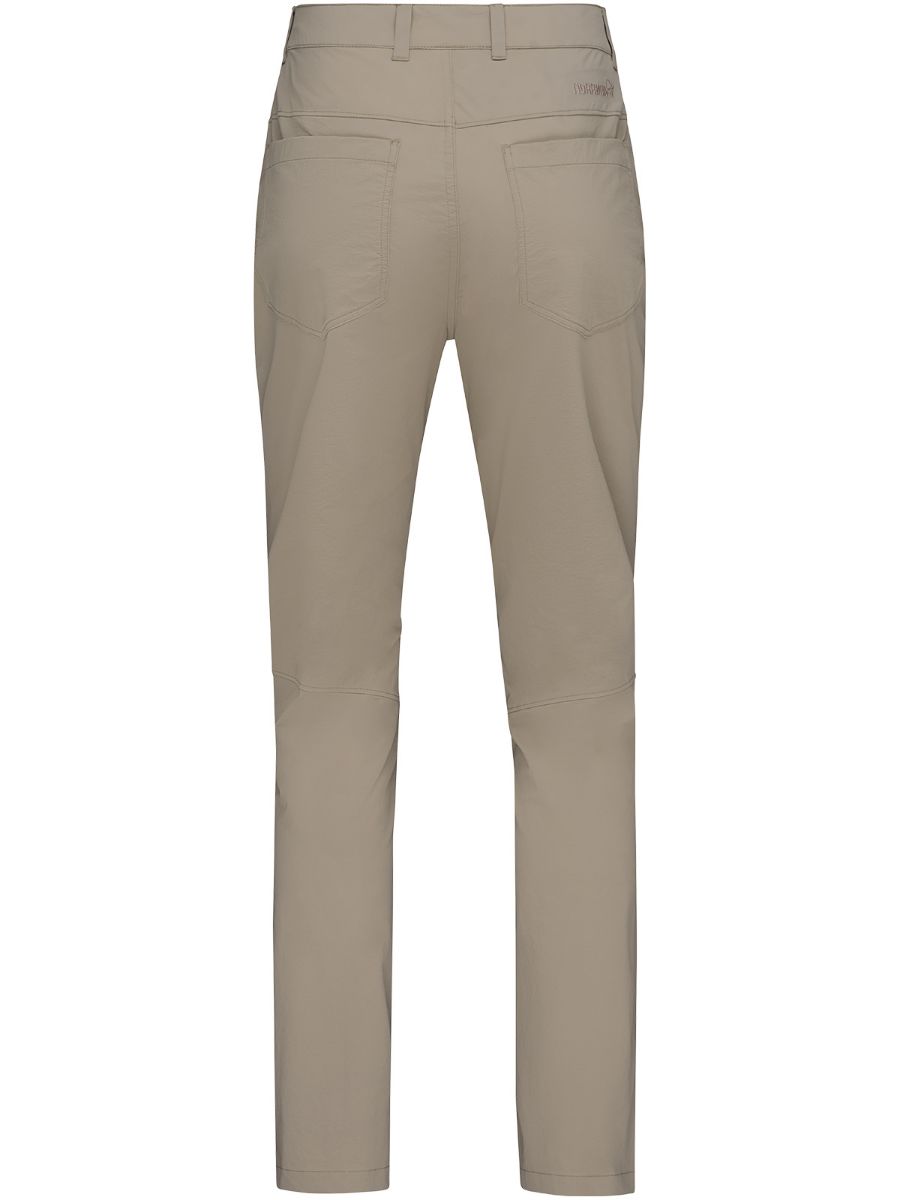 LEtt og teknisk softshellbukse til dame fra Norrøna i fargen Winter Twig