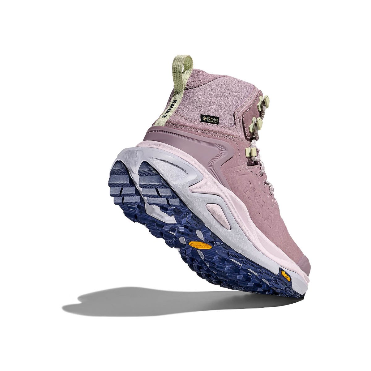 Lett og robust fjellstøvel til dame fra Hoka. Kaha 3 GTX i fargen Fragrant Lilac / Lilac Cream