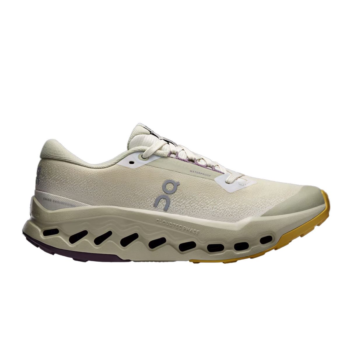 Vanntett terreng løpesko til dame fra On i fargen Ghost Chalk