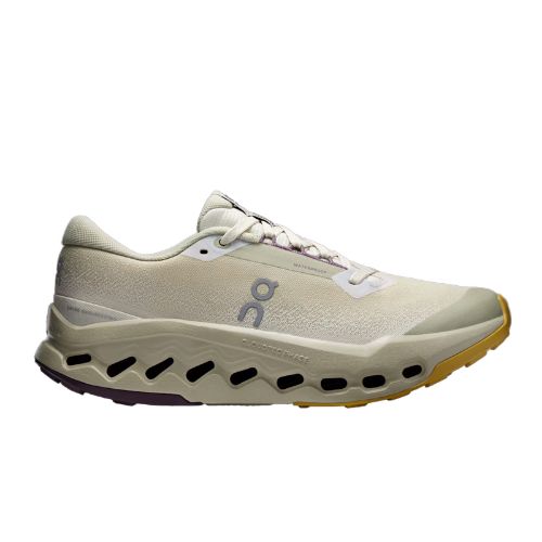Vanntett terreng løpesko til dame fra On i fargen Ghost Chalk