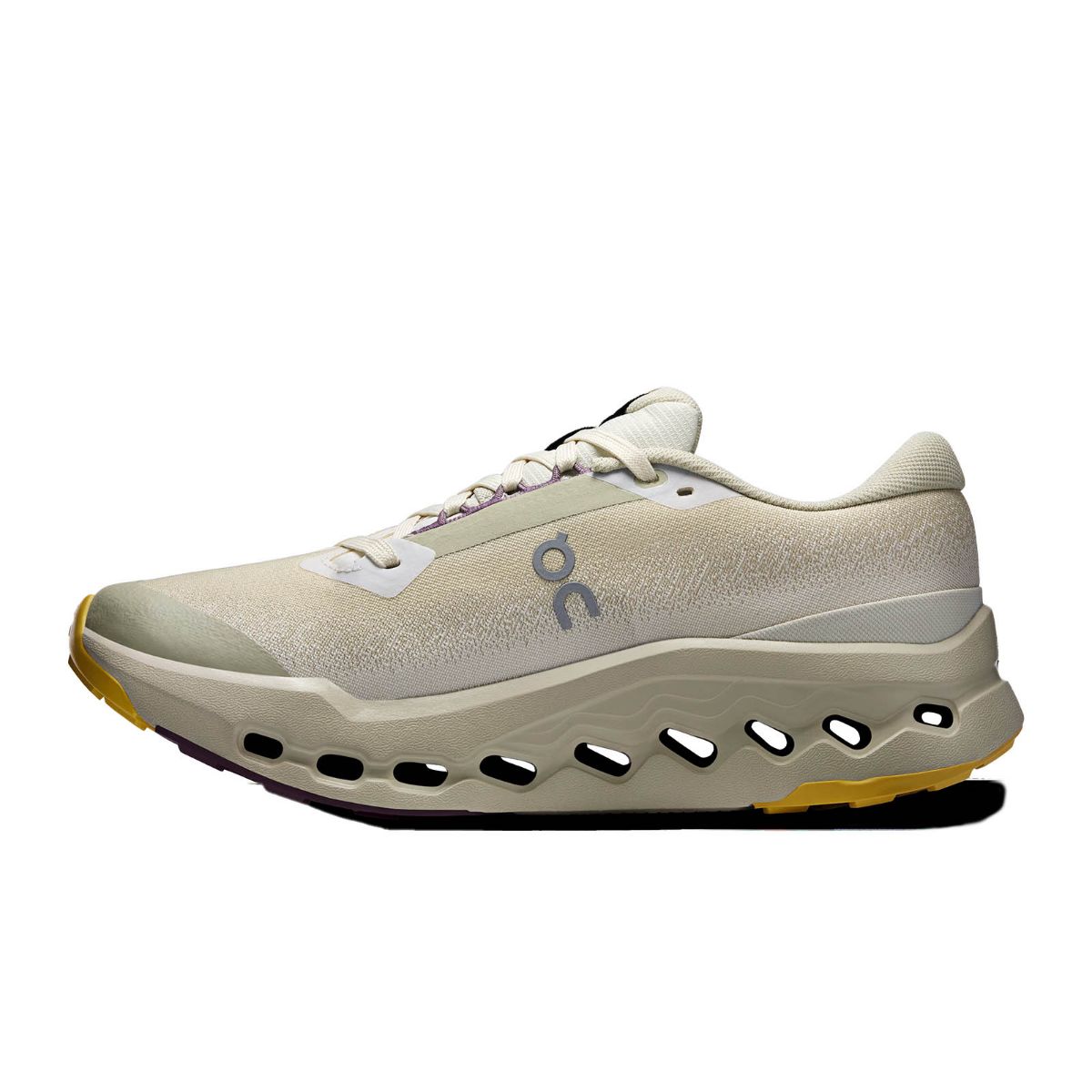 Vanntett terreng løpesko til dame fra On i fargen Ghost Chalk