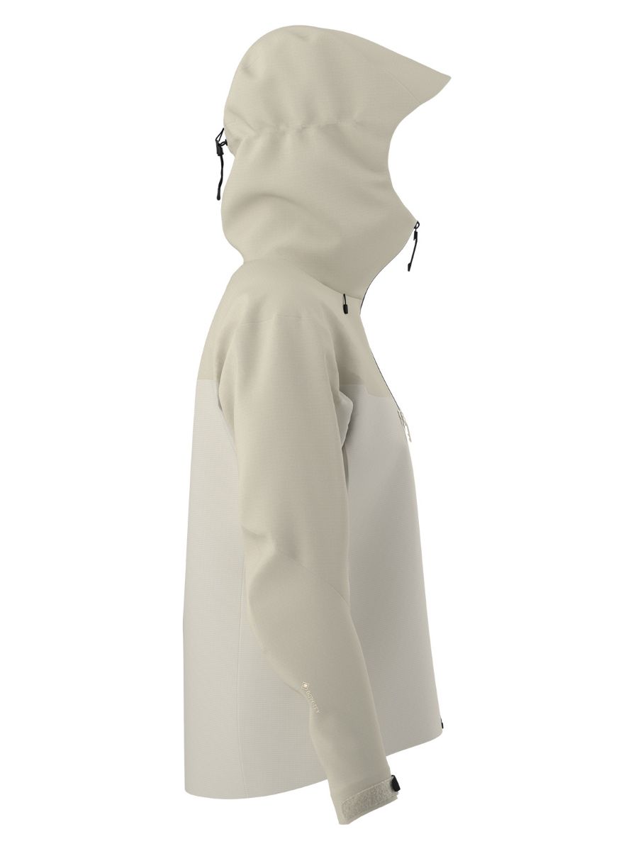 Robust og slitesterk skalljakke til dame fra Arcteryx i fargen Arctic Silk Sea Salt