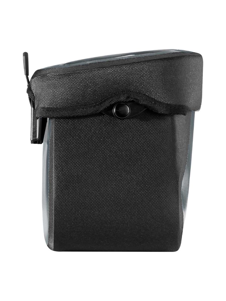 Sykkelveske fra Ortlieb som rommer 6,5 L i fargen Asphalt Black