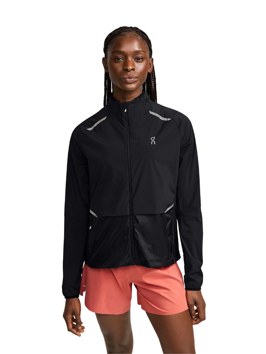 Vindjakke fra On til løping i fargen Black til dame
