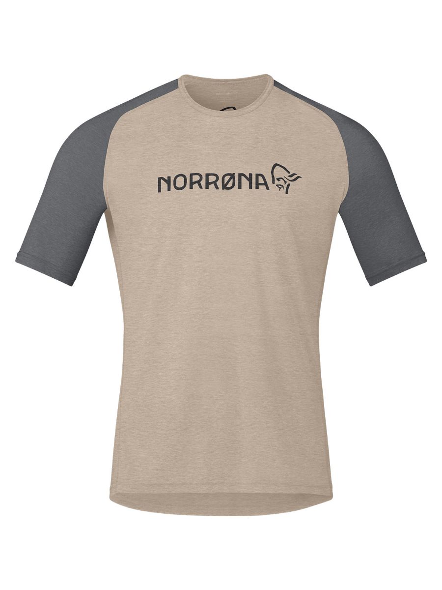 Lett og alslidig t-skjorte til herre fra Norrøna