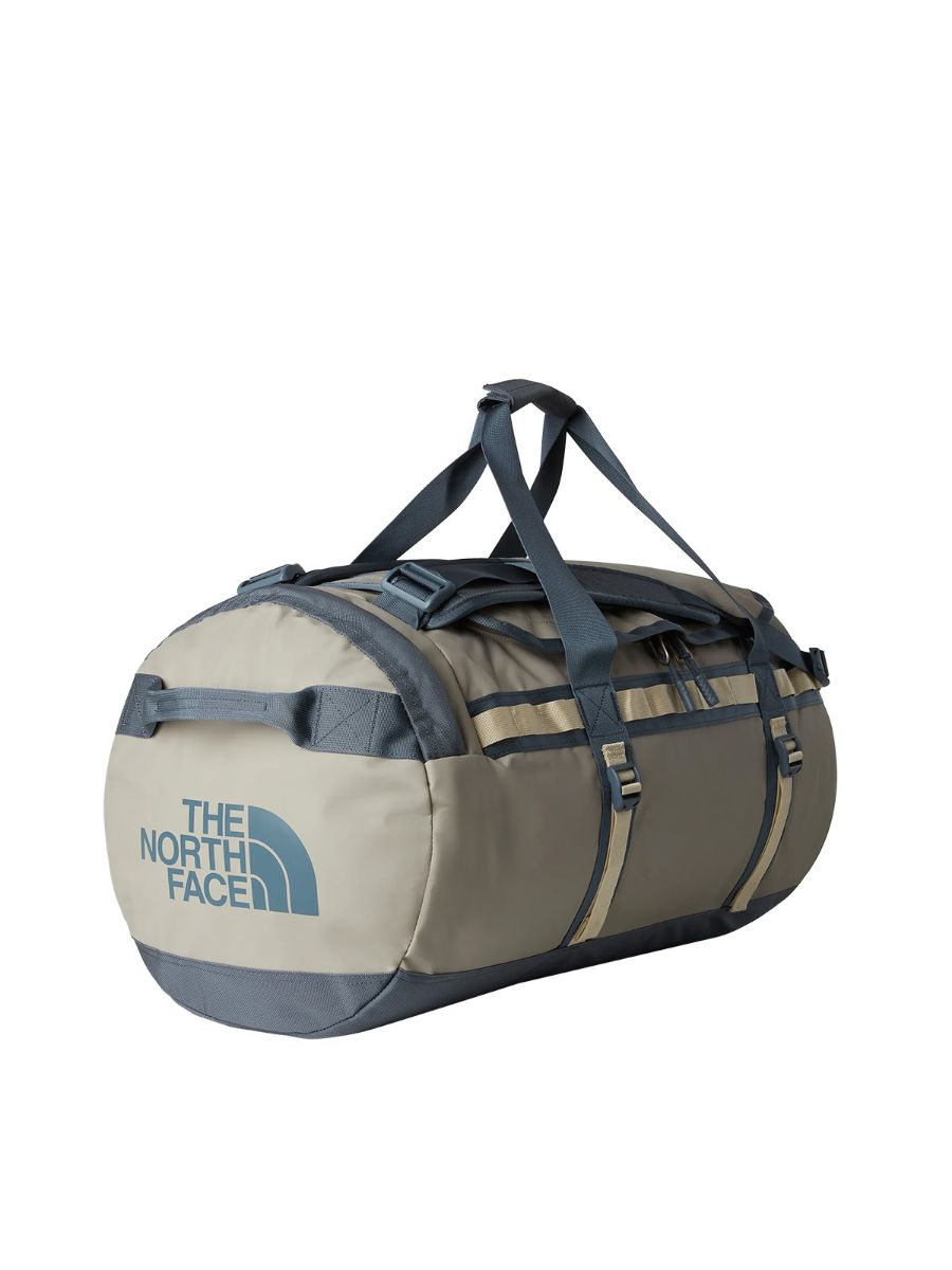 Duffelbag fra The North Face som rommer 71 liter