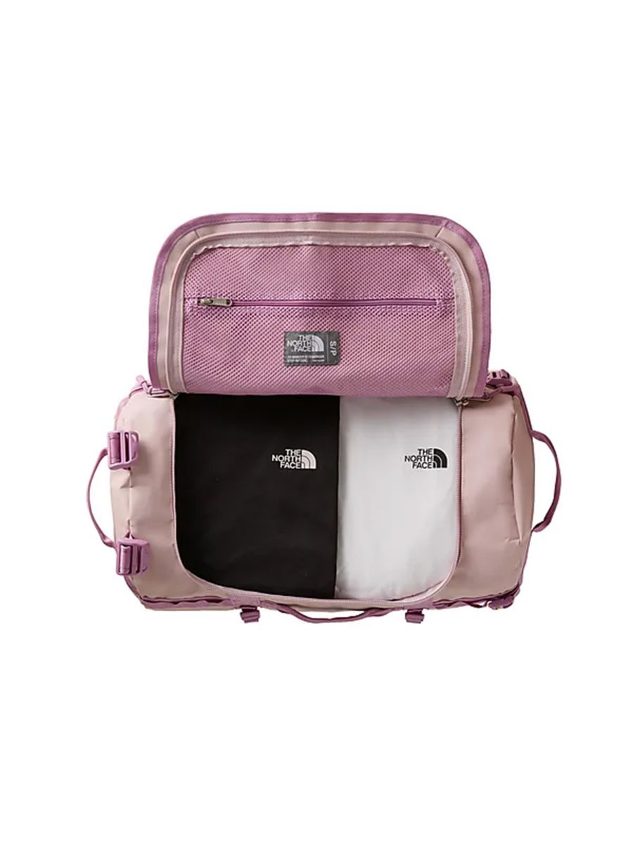 Praktisk duffelbag fra The North Face i størrelse small