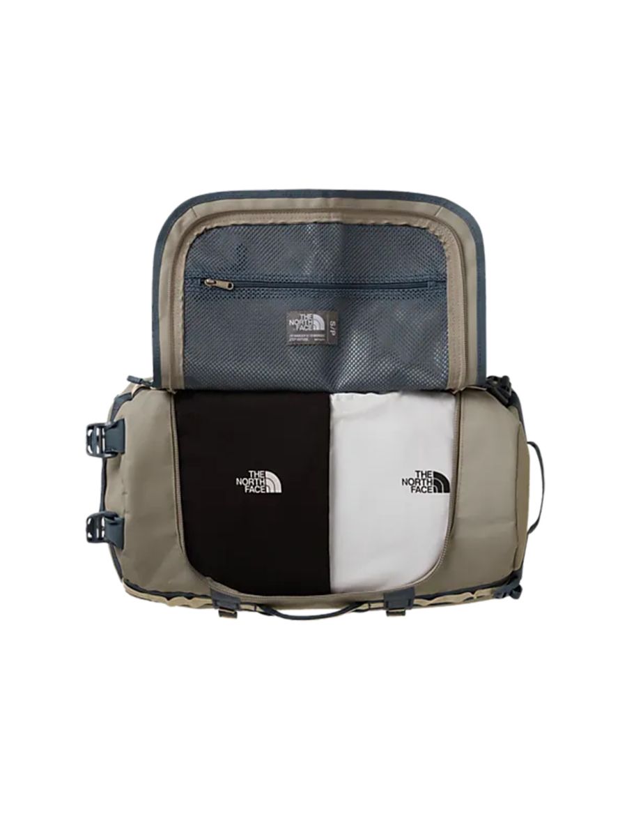 Slitesterk og robust duffelbag fra The North Face som rommer 50l