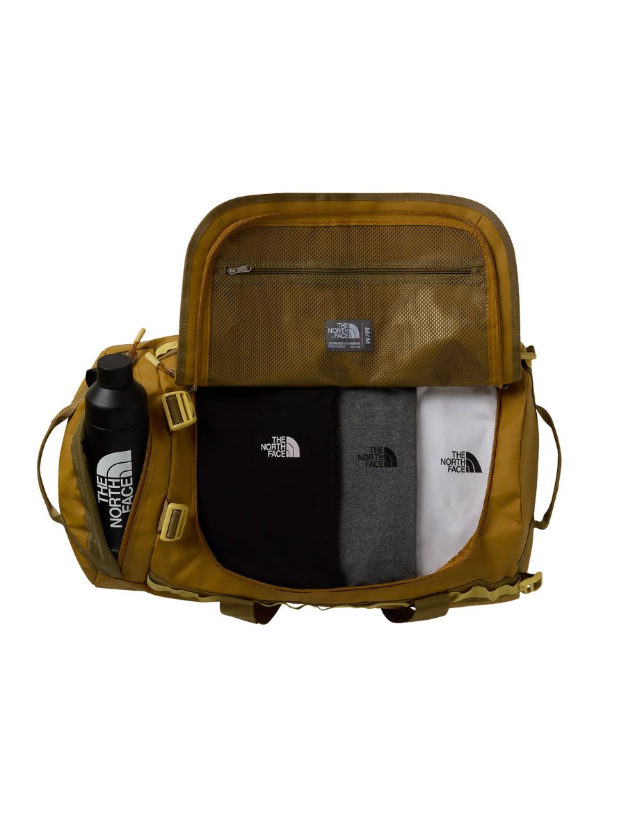 Duffelbag fra The North Face som har god plass