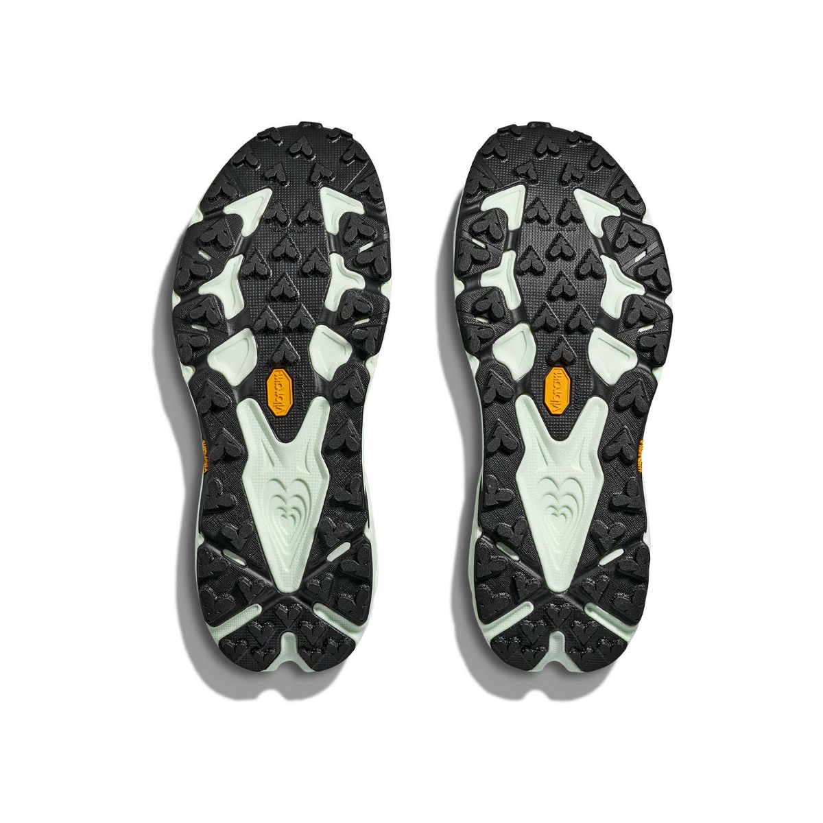 Terrengløpesko til herre fra Hoka. Speedgoat 7 i fargen Bay Leaf Sea Glass