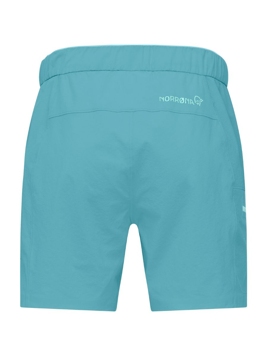 Lett og allsidig turshorts til dame fra Norrøna