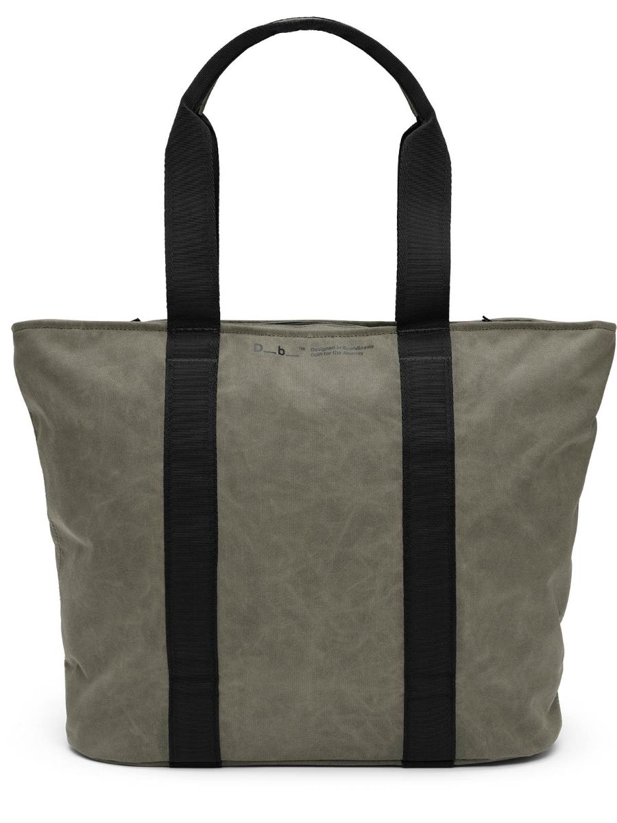 Praktisk og romslig bag dra Db