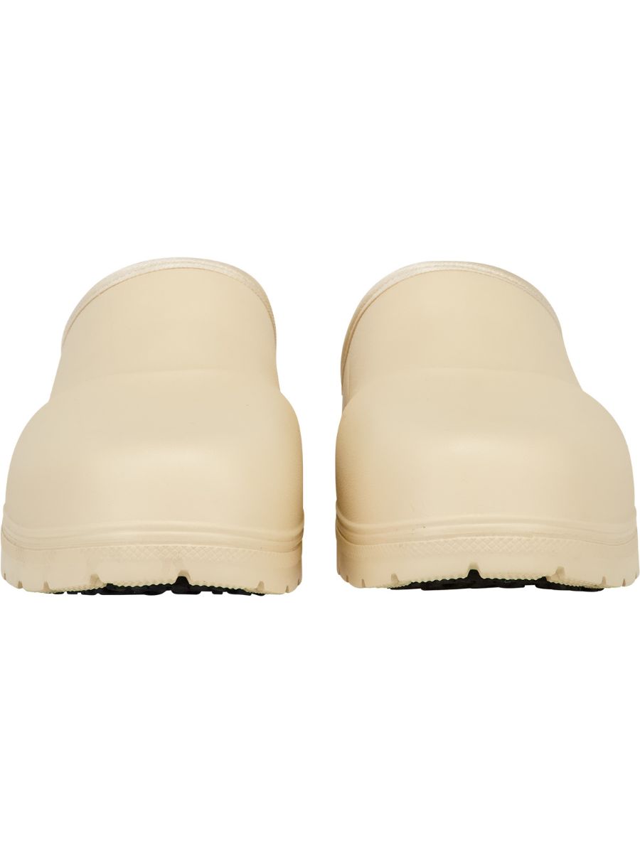 Slippers til dame og herre fra Fubuki. Nozawa i fargen Sand