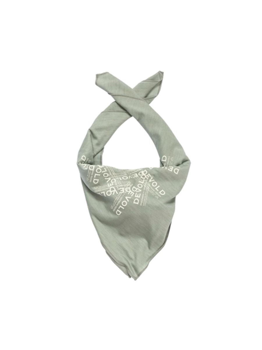 Teknisk og allsidig bandana fra Devold i fargen Fog