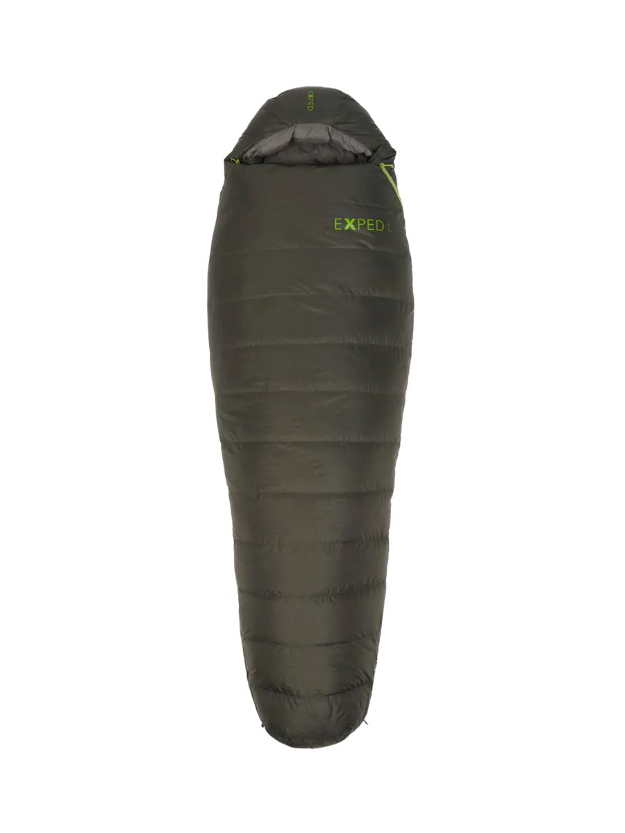 Sovepose i dun fra Exped i fargen Charcoal 