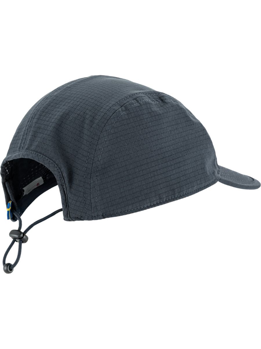 Caps fra Fjellreven i fargen Dark Navy