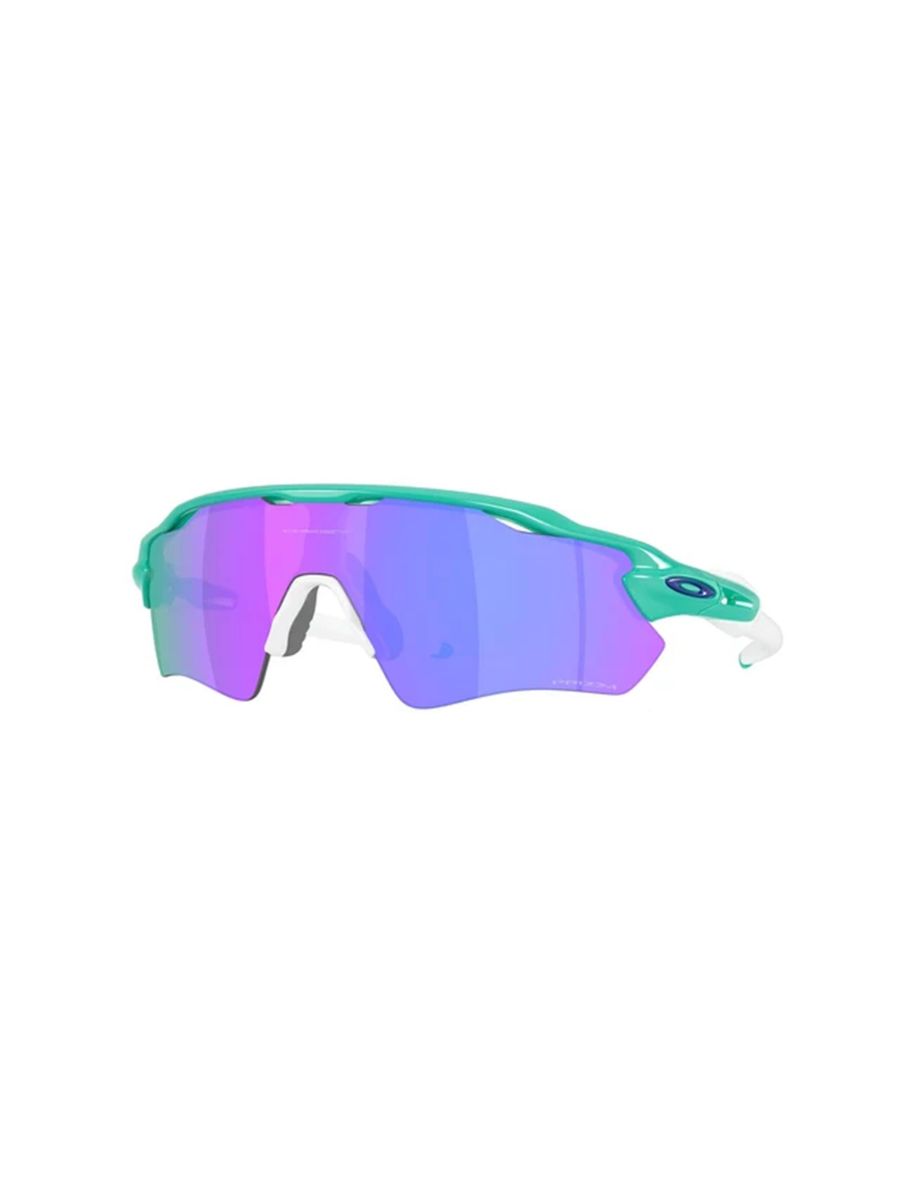 Allsidige sportsbriller fra Oakley 