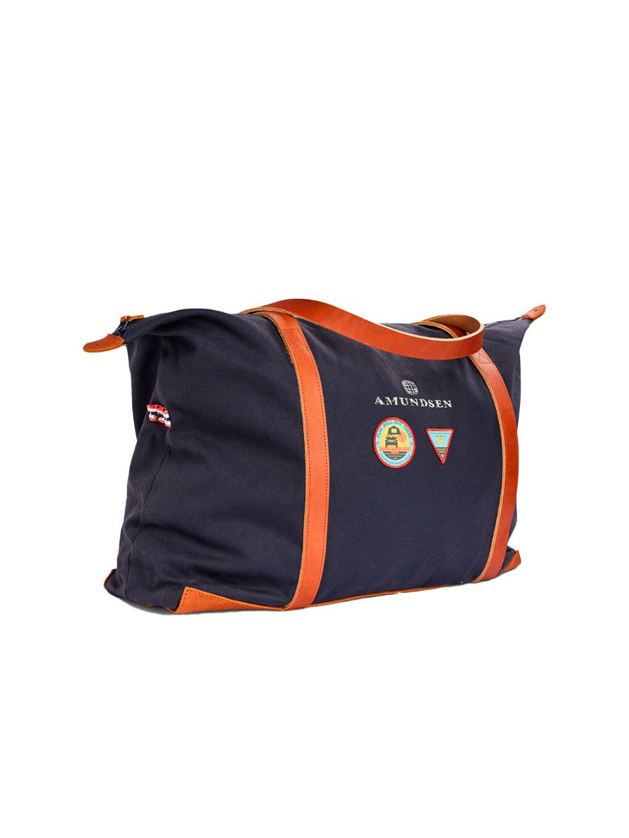 Weekend Bag fra Amundsen i fargen Faded Navy