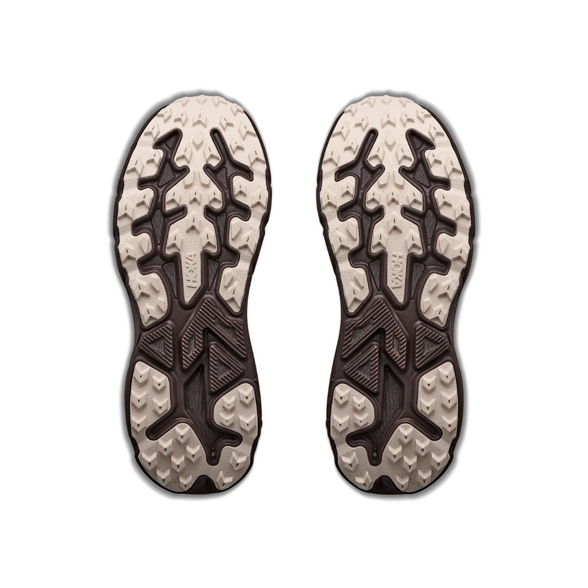 Allsidig og komfortabel terrengsko fra Hoka til herre. Challenger 8 i fargen River Rock Grey Cast Iron