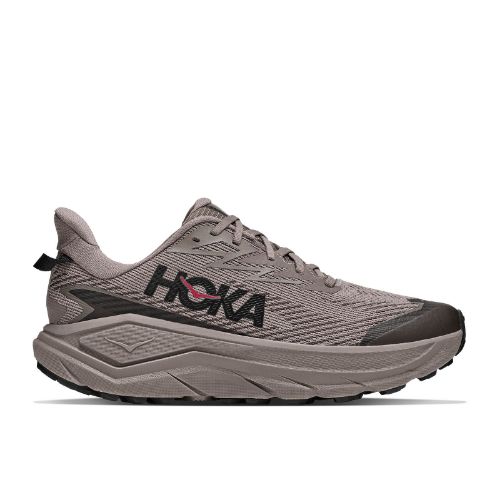 Allsidig løpesko med terrengsåle fra Hoka til herre. Challenger 8 med Gore-Tex