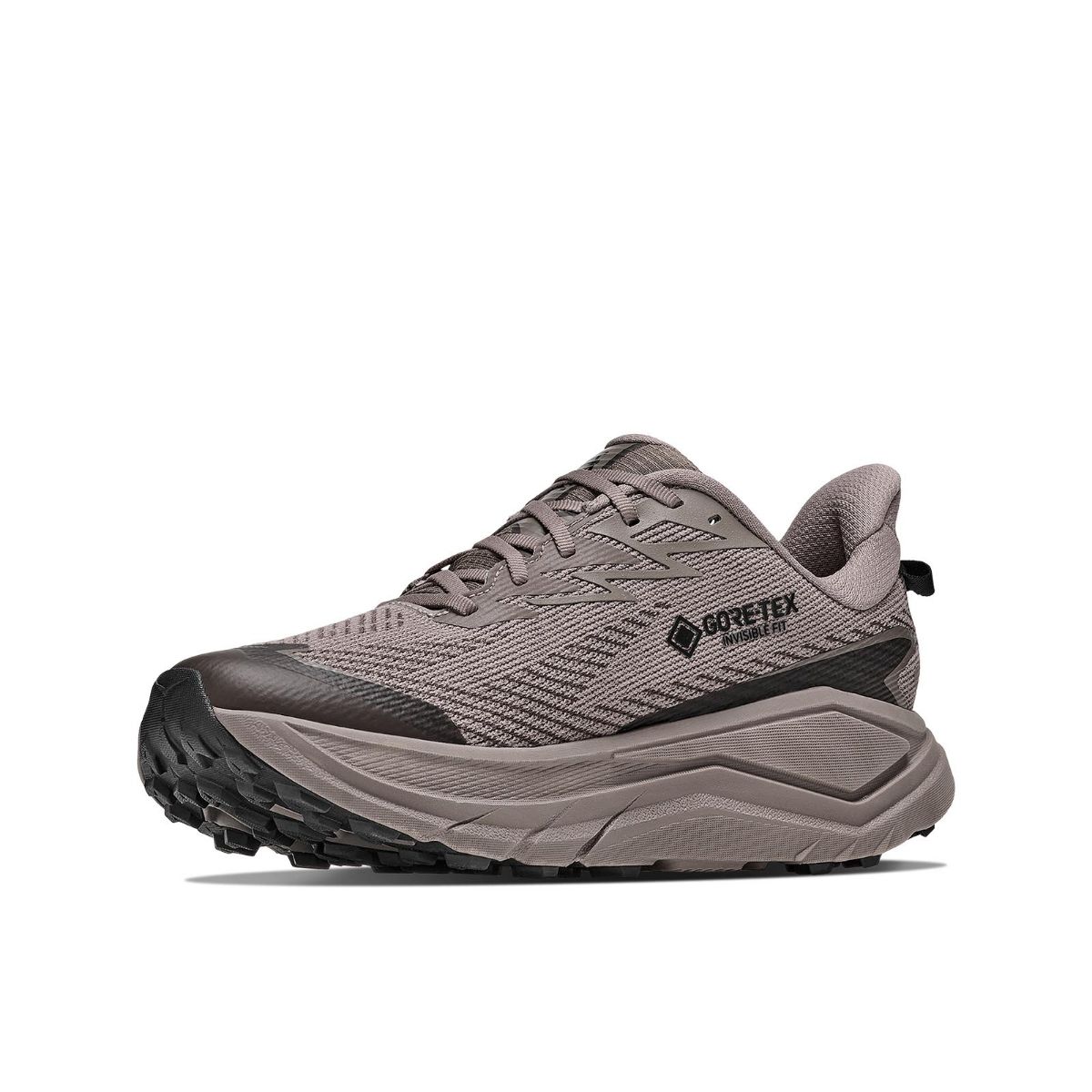 Allsidig løpesko med terrengsåle fra Hoka til herre. Challenger 8 med Gore-Tex