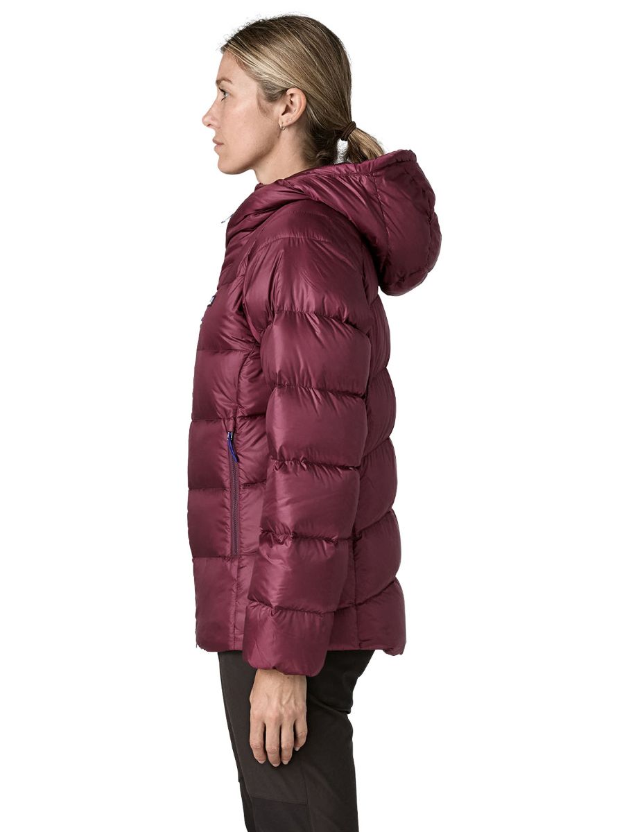 Dunjakke fra Patagonia til dame i fargen Berry Fig