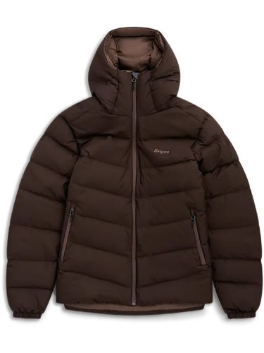 Dunjakke til herre fra Bergans i fargen Dark Chocolate