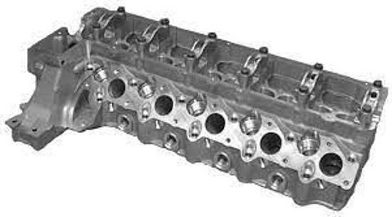 Bilde av CYLINDER HEAD MERCEDES 250 TD