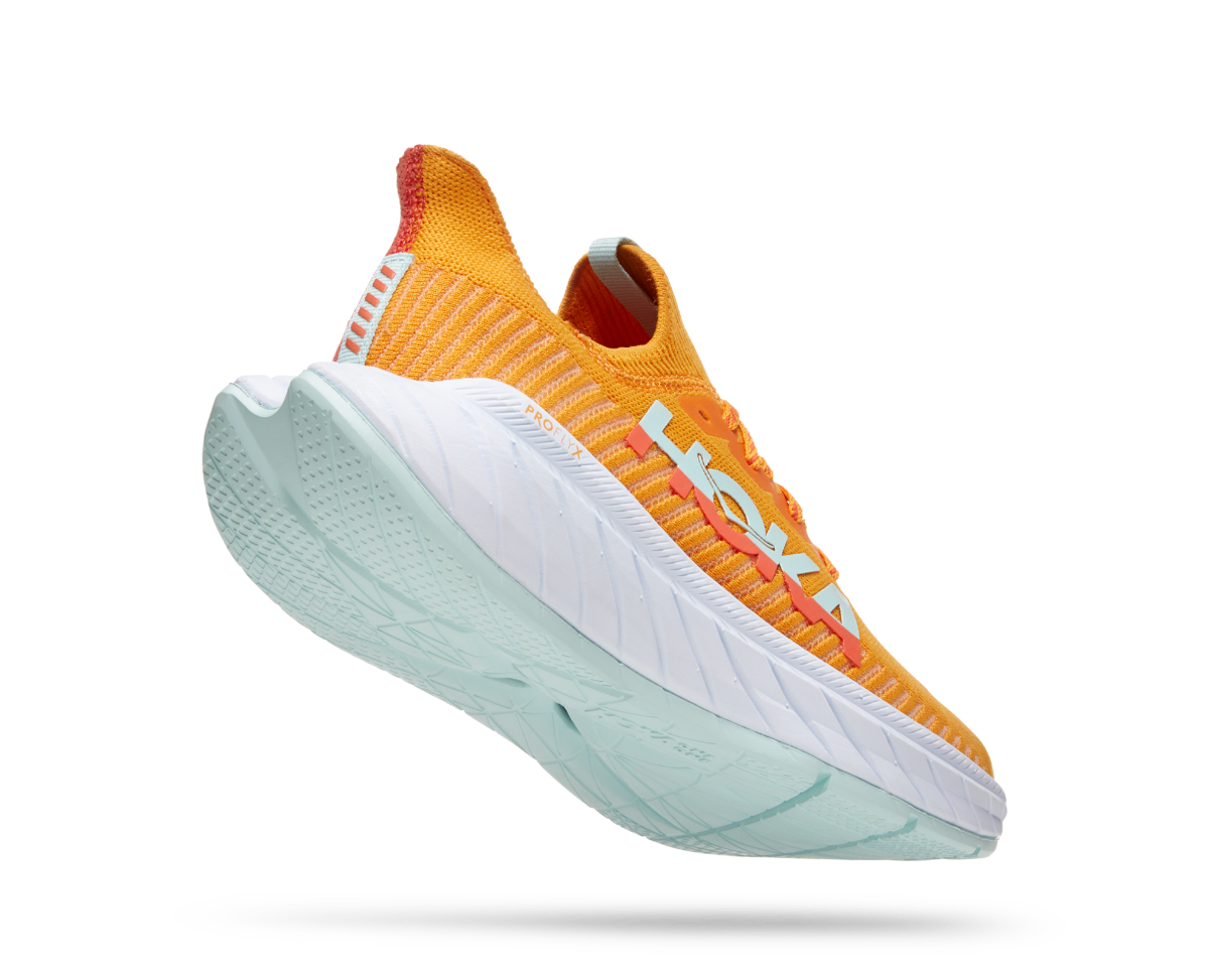 Hoka-carbon-x-3-w-karbon-løpesko-rød-orange