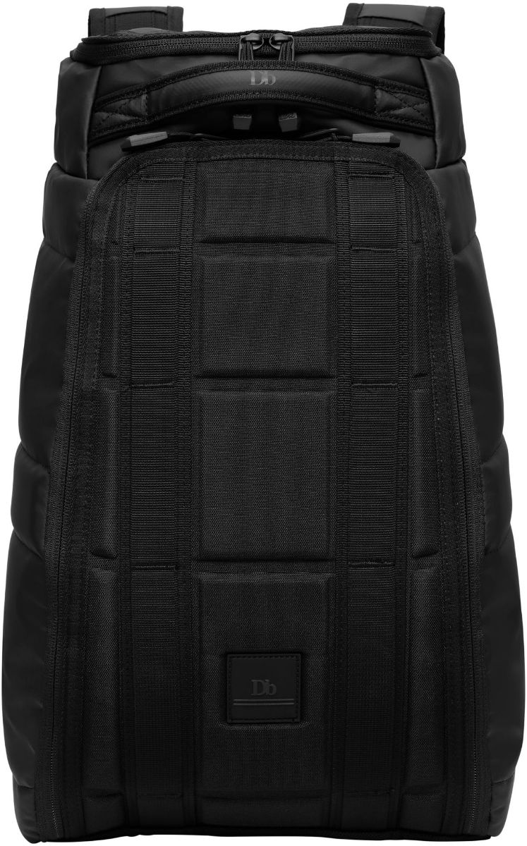 db-the-strøm-20l-backpack-black-out