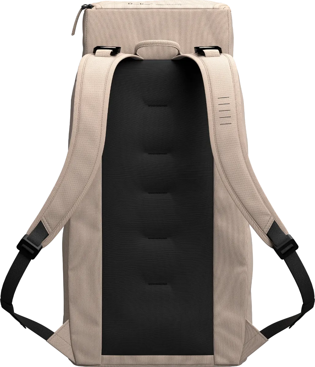 db-hugger-backpack-25l-1015fogbow-beige