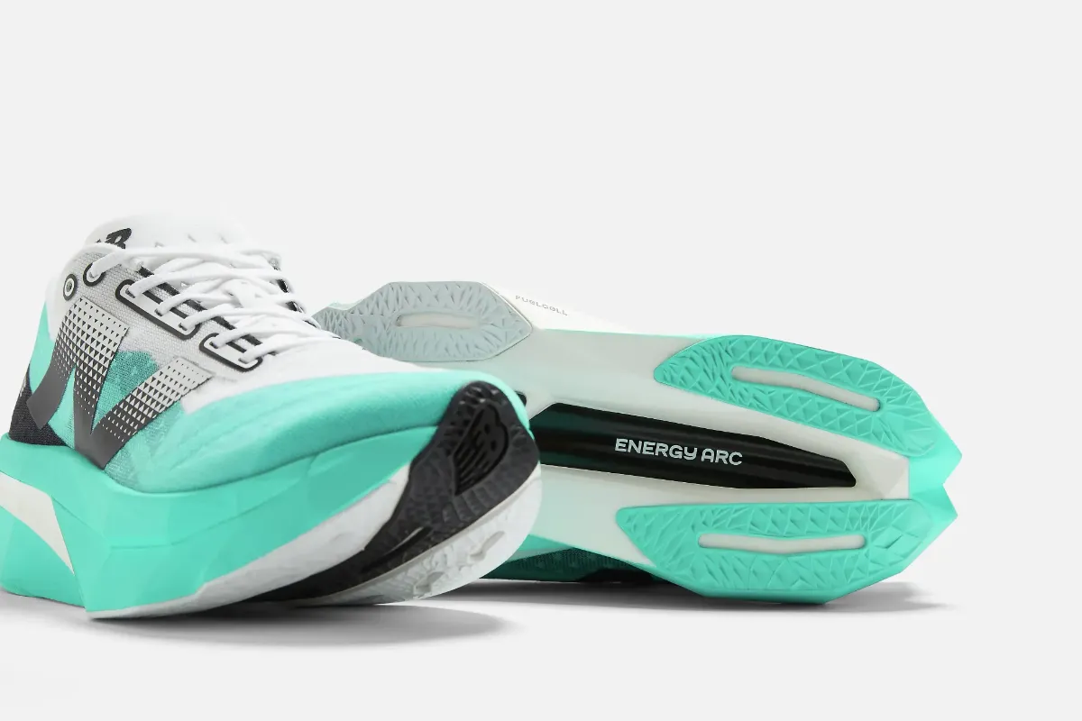 new-balance-fuelcell-supercomp-green