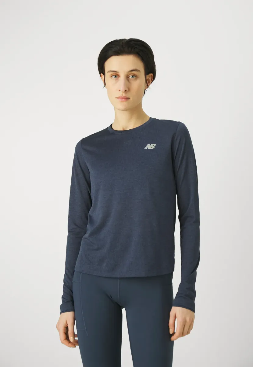 Bilde av Athletics Long Sleeve W