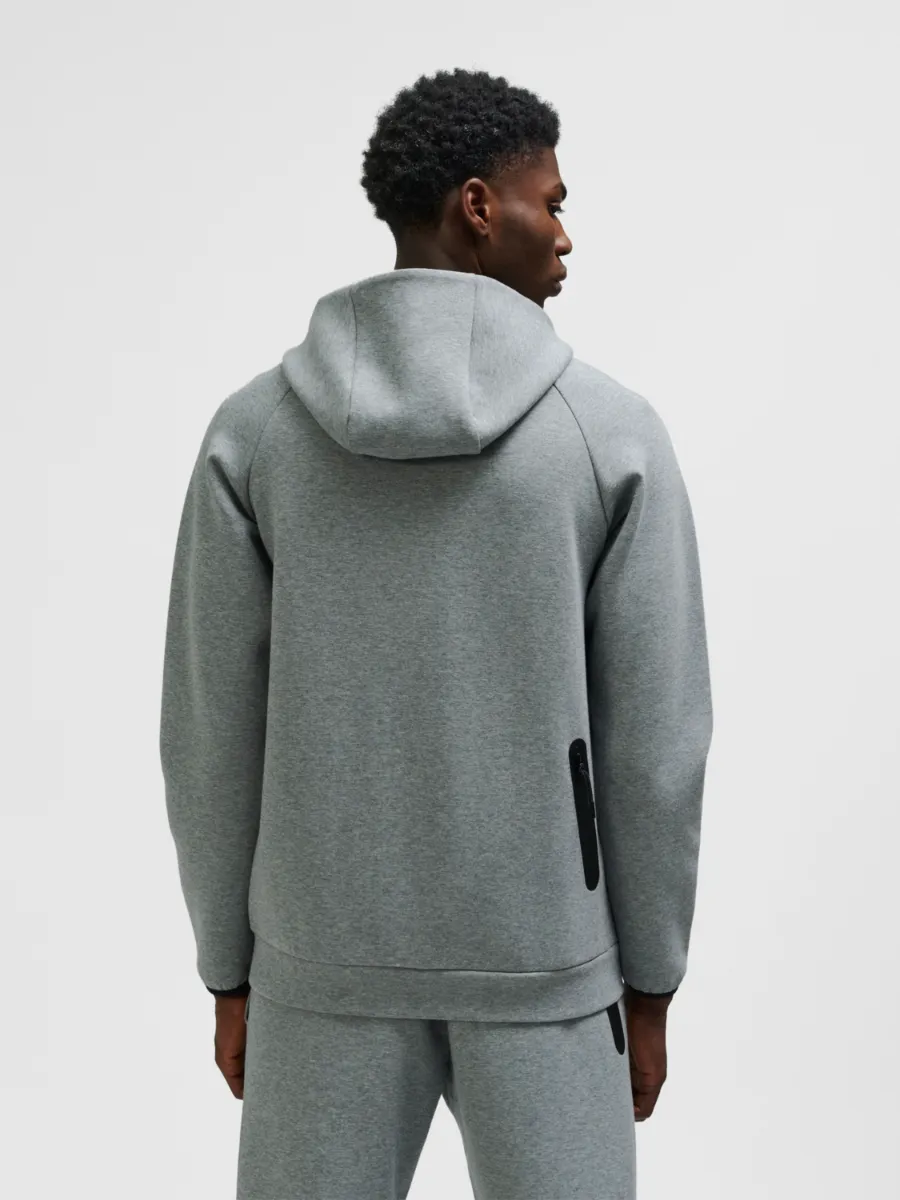 Bilde av hmlTECH FLEECE REGULAR ZIP HOODIE