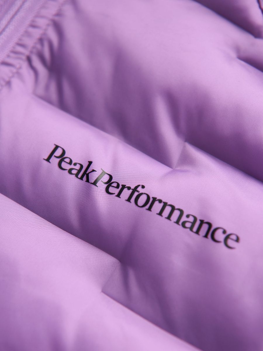 Bilde av Peak Performance  W Argon Light Hood Jacket 050 Action Lilac