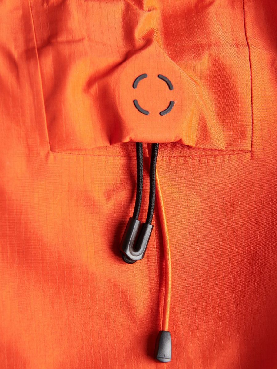 Bilde av Peak Performance  M Vislight Pro Jacket 020 Zeal Orange