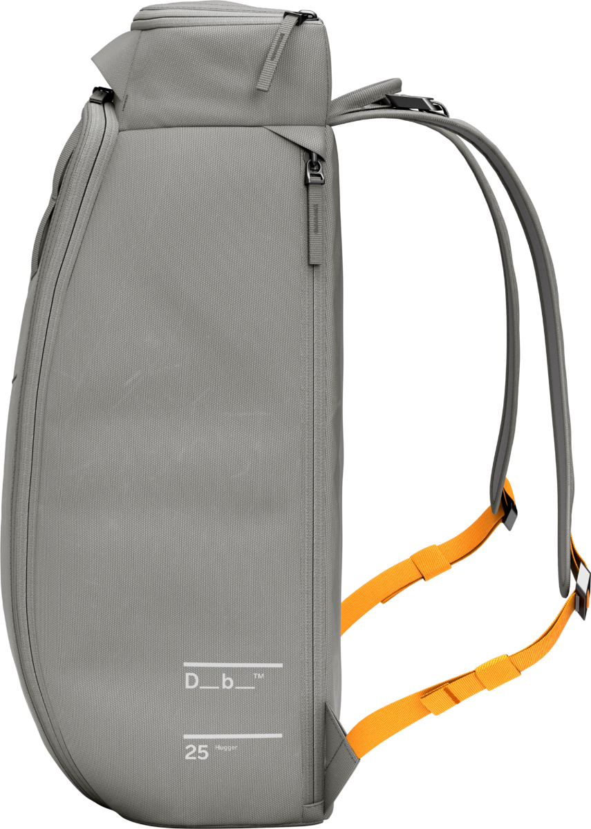 Bilde av DB hugger backpack 25L sand grey