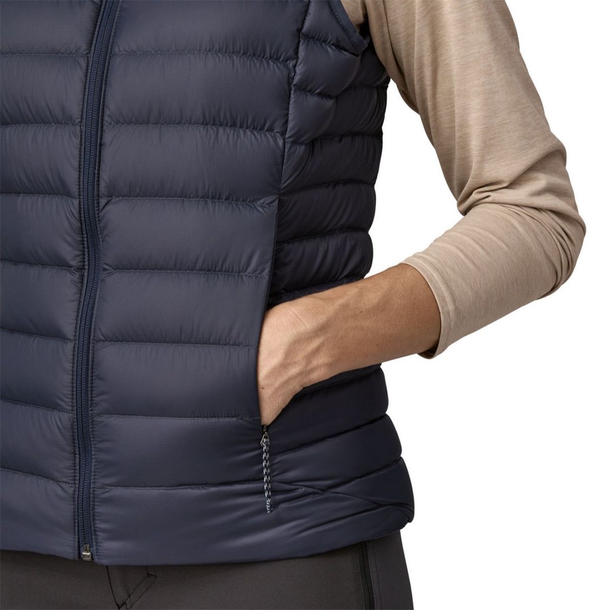 Bilde av Patagonia  W´S Down Sweater Vest SMDB Smolder Blue