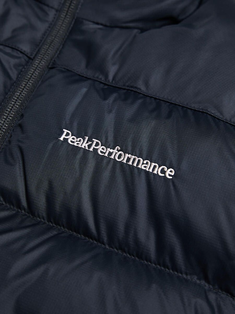 Bilde av Peak Performance  W Frost Explorer Vest Black