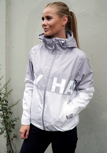 Helly Hansen Nava Sport Vi selger klær og sko fra Adidas Helly hansen w urban liner evening blue Nava Sport Vi