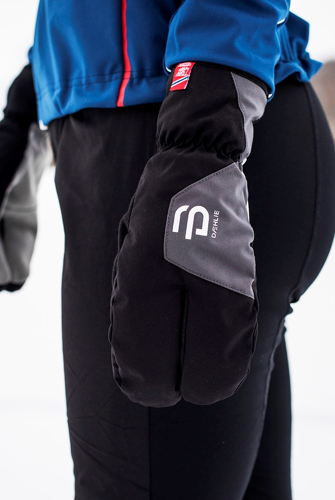 Dæhlie Nava Sport Vi selger klær og sko fra Adidas, Nike Dæhlie bag gym 99900 black Nava Sport Vi selger klær og