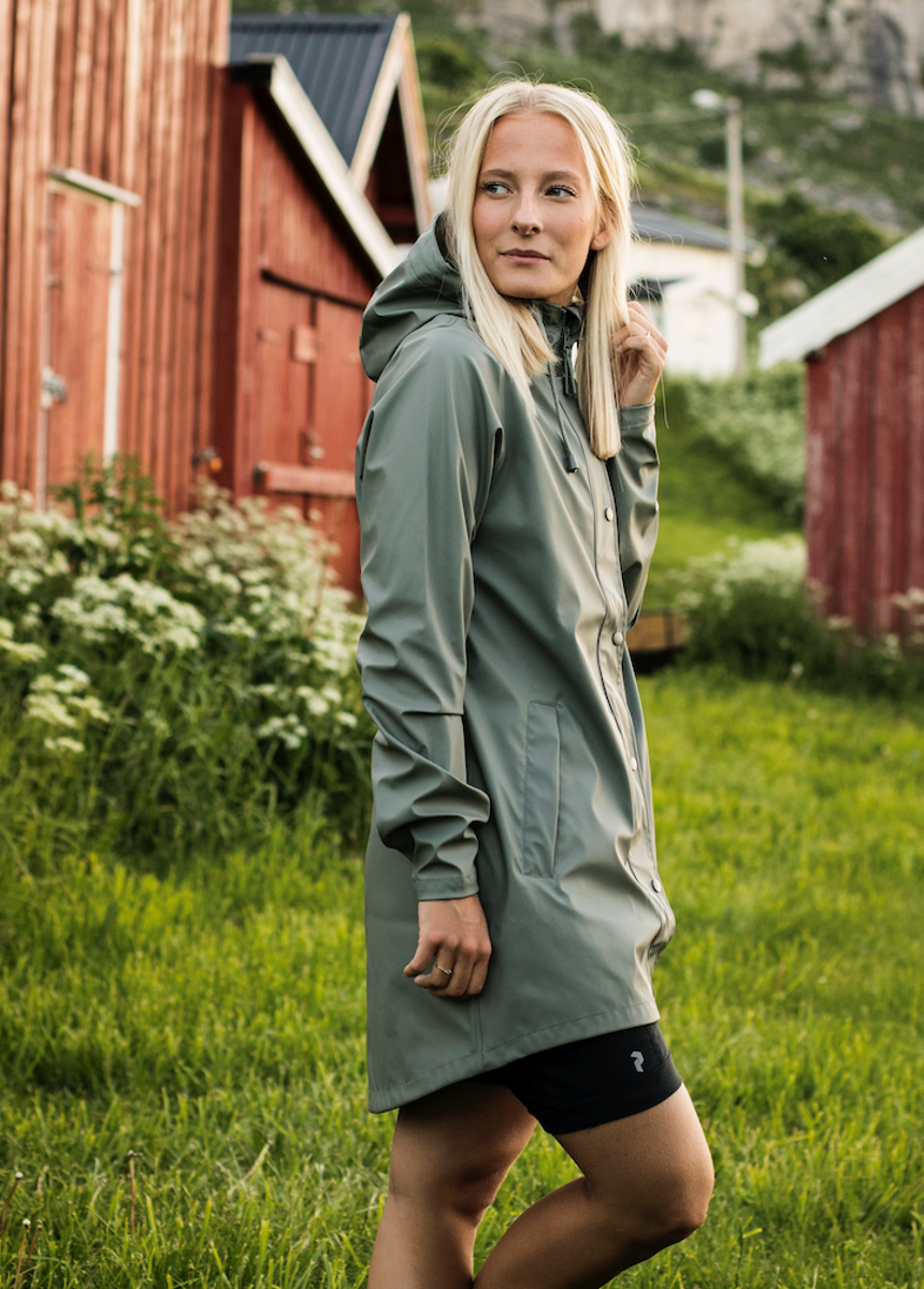 Petra w rain jacket 3056 agave green Nava Sport Familiens Weather Report Petra Rain jacket Agave Green | GetInspired